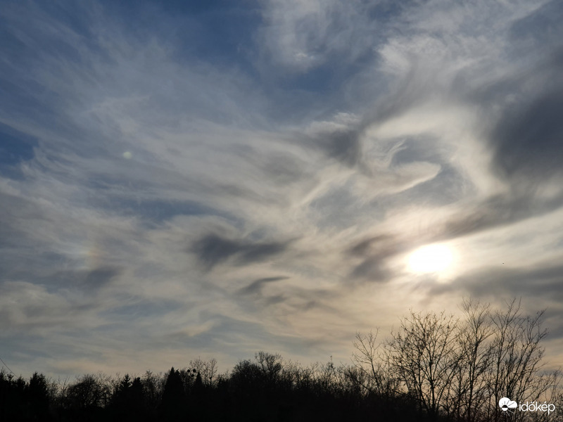 Halvány balos melléknap