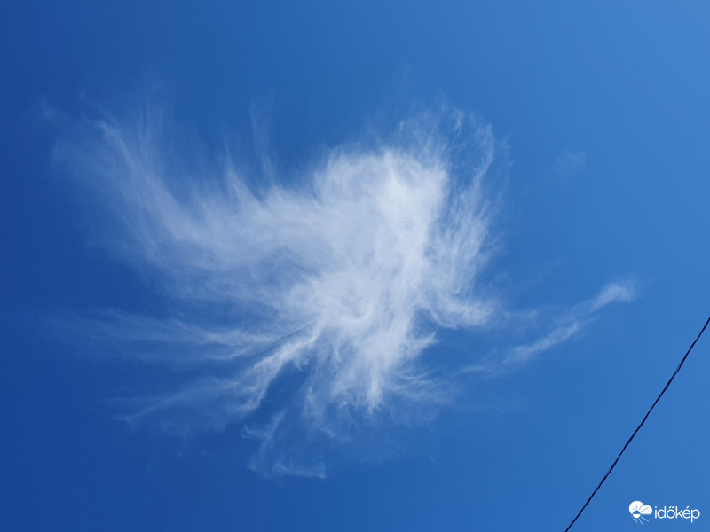 Nagylengyeli "felhős" égbolt... ;)