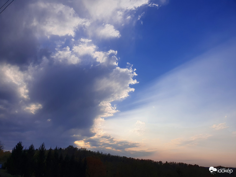 Kő-hegyi délutáni égkép
