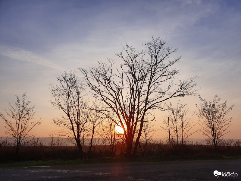 Ma végre lesz remény a napsütésre...