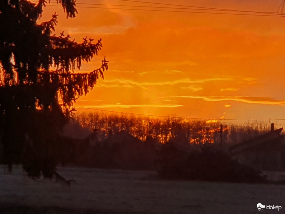 ...kelő nappal én is kelek...