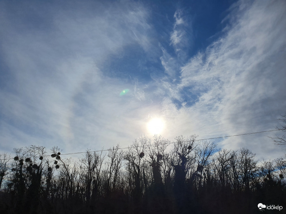 Részleges naphalo 13:13-kor