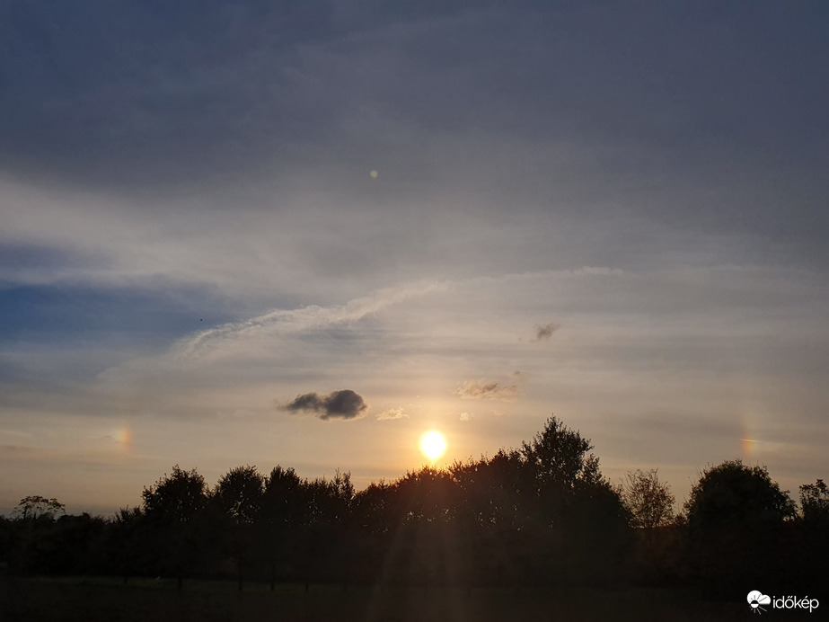 Lemenőben, dupla melléknapos kísérettel