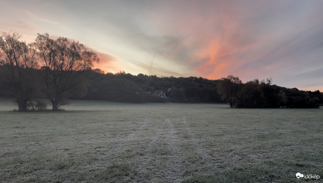 Gyúrón októberben fagyott