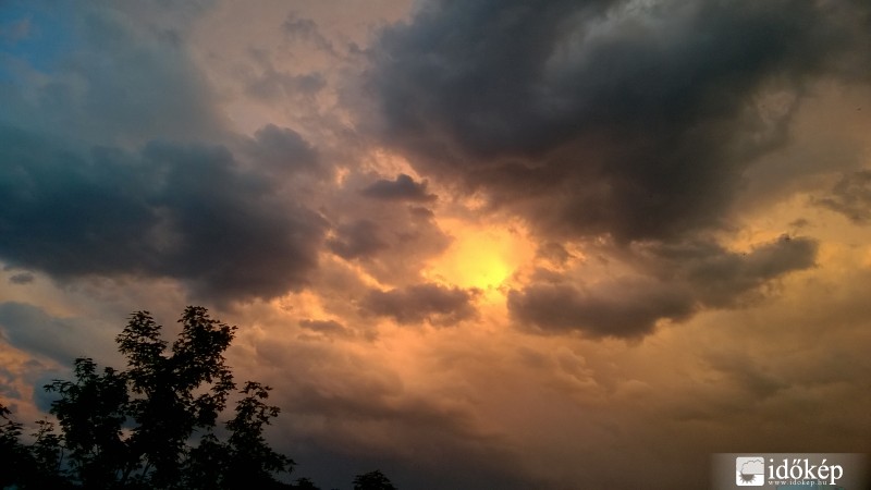 Észlelési fényképek