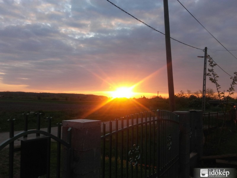 Észlelési fényképek