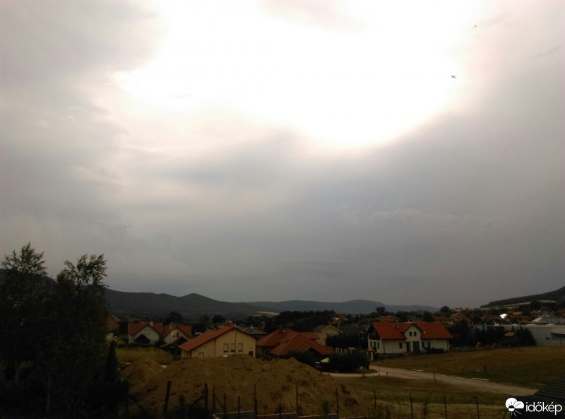 Észlelési fényképek