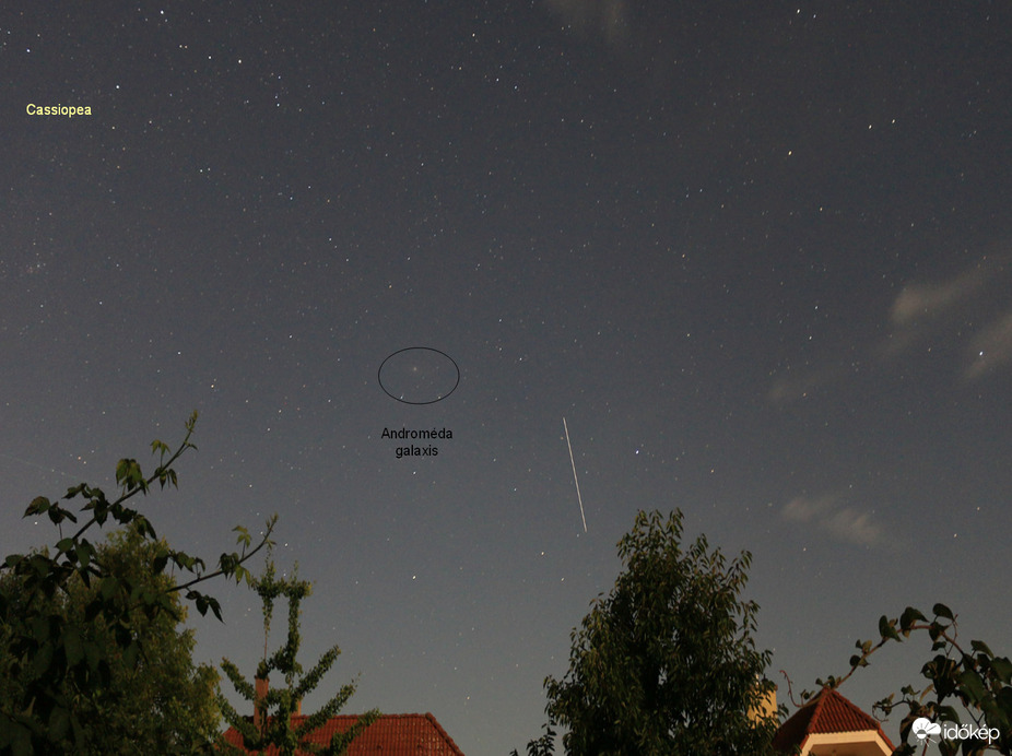 ISS az Androméda galaxis mellett