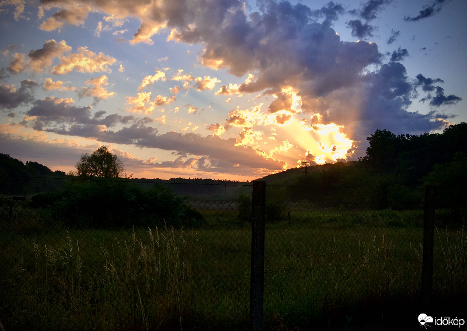 Észlelési fényképek