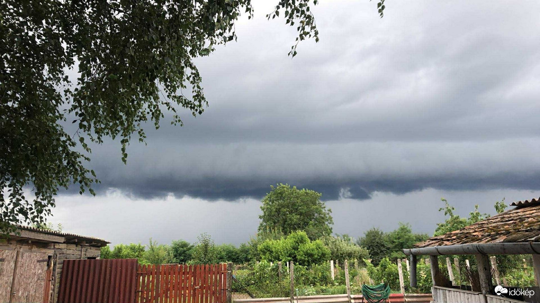 Észlelési fényképek