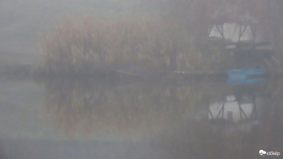 Ködös tükör.