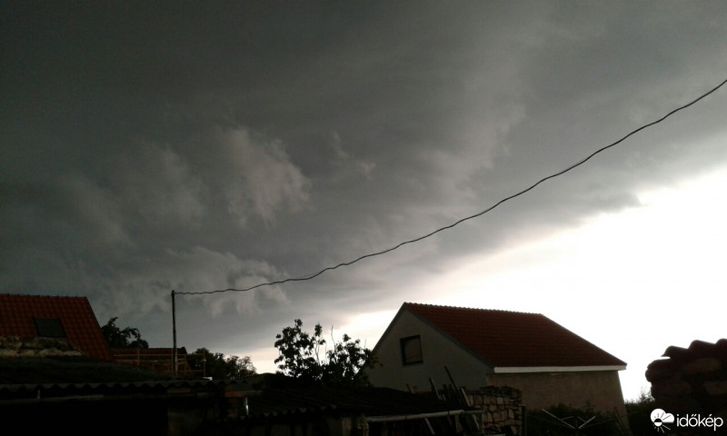 Észlelési fényképek