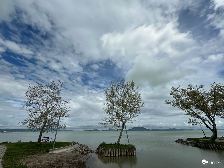 Balatonfenyves
