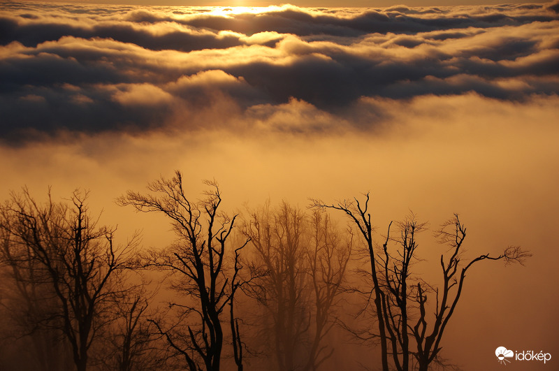 A Galya-kilátó tetején