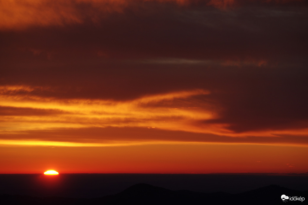 Napkelte a Galya-kilátóban