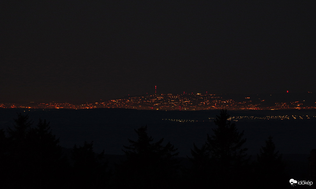 Hajnal a Galya-kilátóban