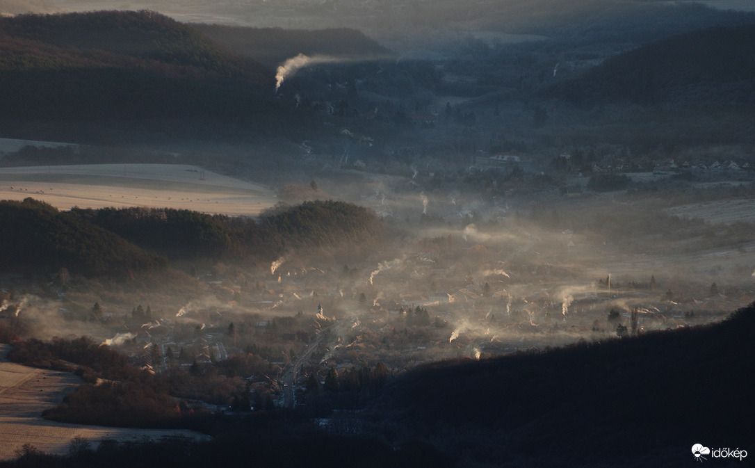 Hajnal a Galya-kilátóban