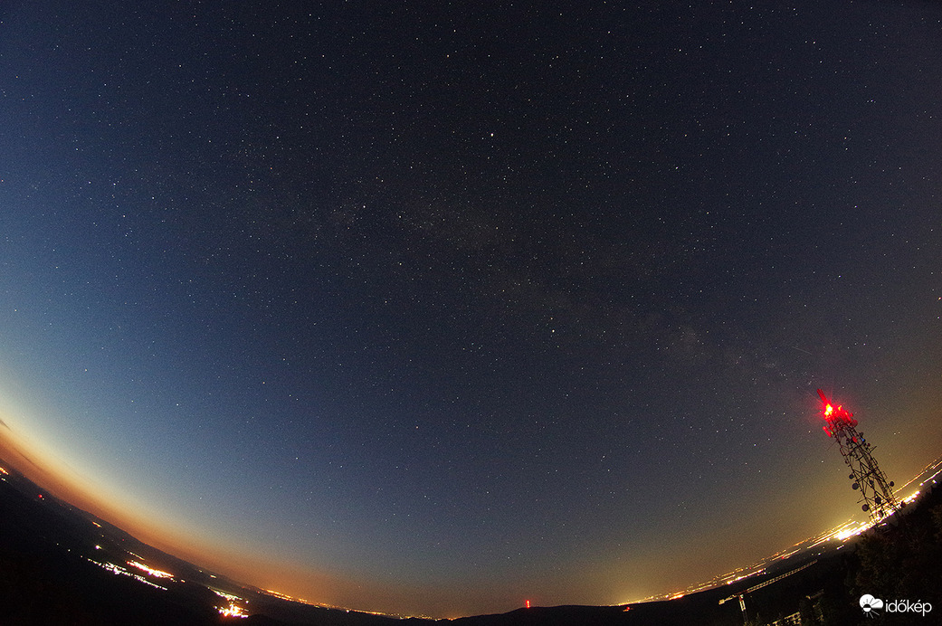Határ a csillagos ég...