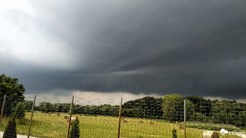 Észlelési fényképek