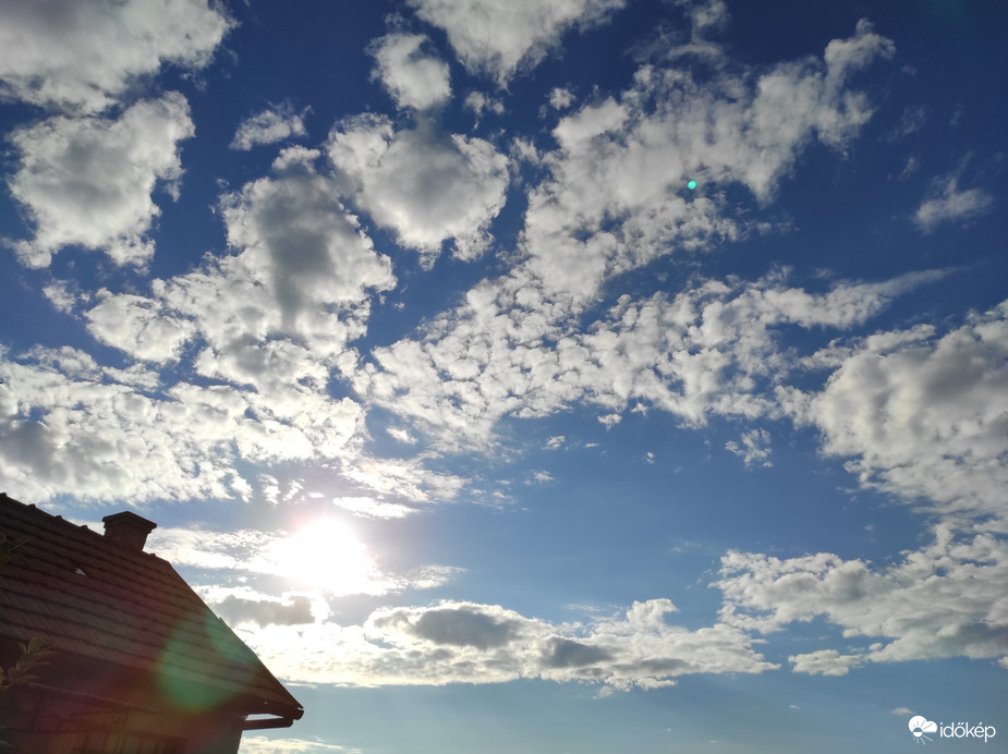 Észlelési fényképek