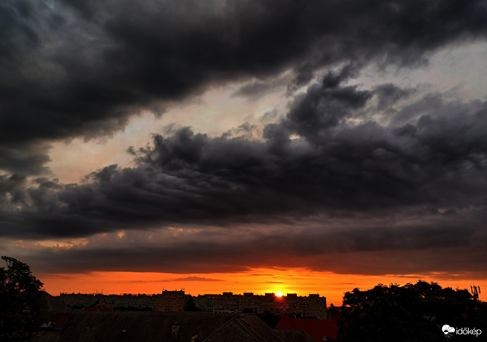 Napkelte vihar után