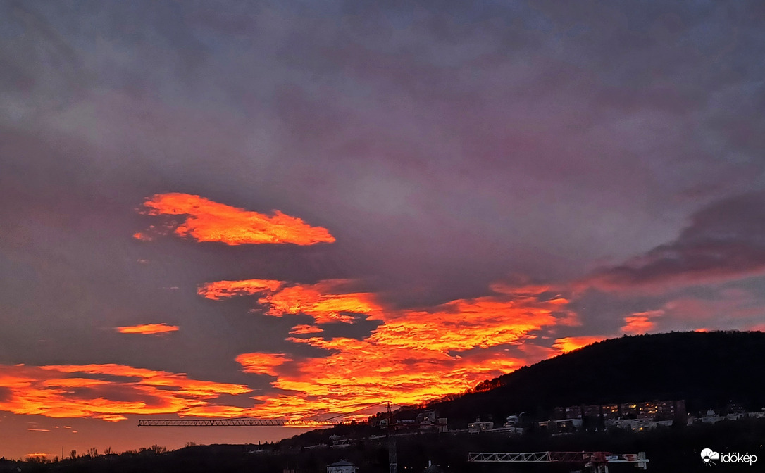 Naplemente fényei hó helyett