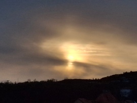 Végre, hosszú hetek után előkerült  a Nap is. :)  Már készülődik nyugovóra! :)