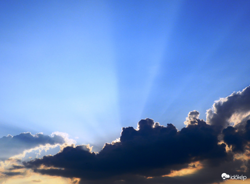 Kora este nyugat irányába