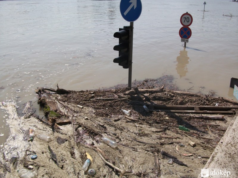 Hordalékkal jön az ár...