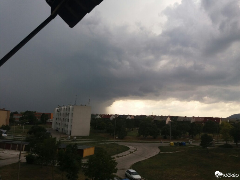 Észlelési fényképek