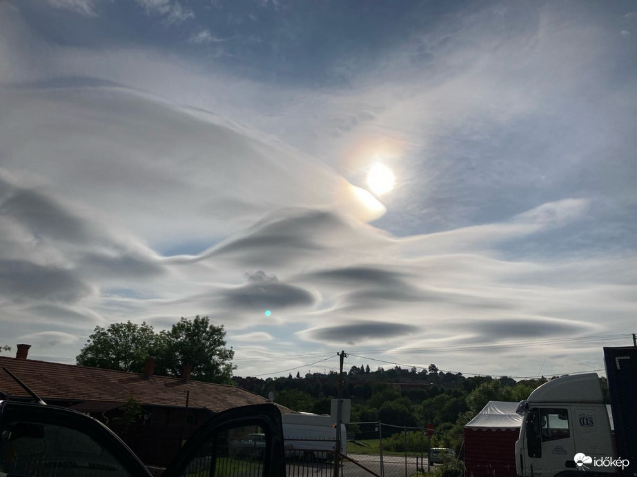 Észlelési fényképek