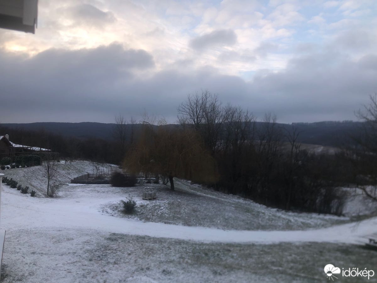 Észlelési fényképek