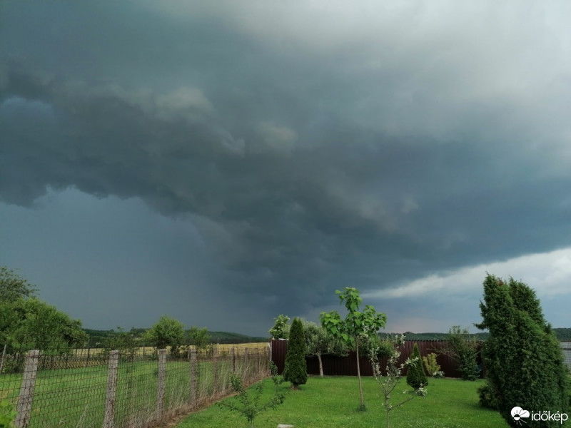 Észlelési fényképek