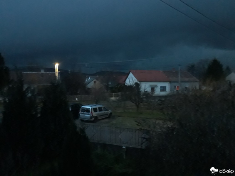 Észlelési fényképek