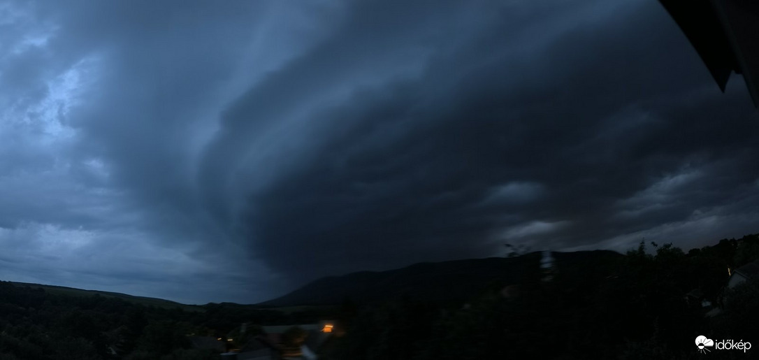 Észlelési fényképek