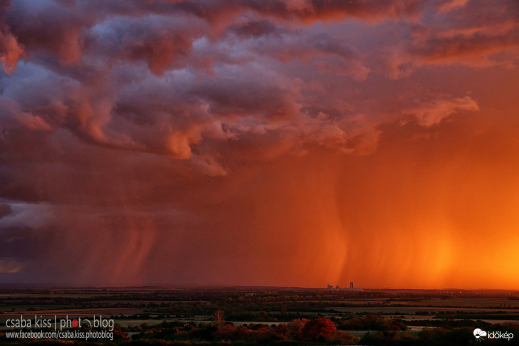 Esőfüggöny napnyugtakor