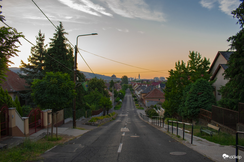 Reggeli csodás színek Gyöngyösről
