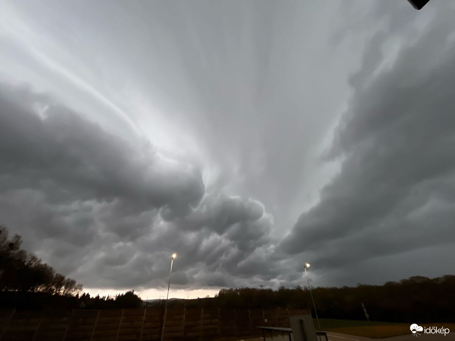 Észlelési fényképek