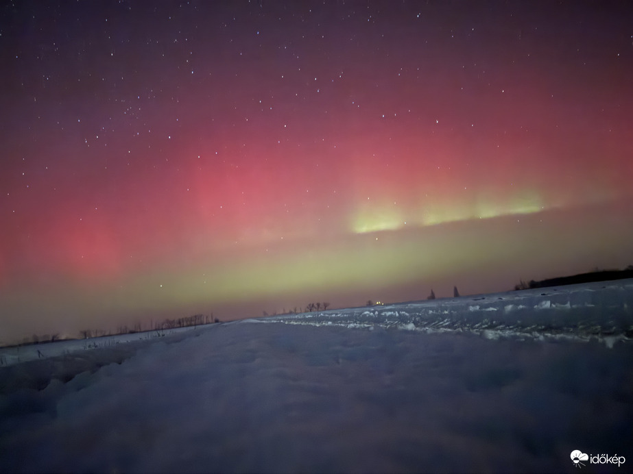 Sarki fény - Magyaratád