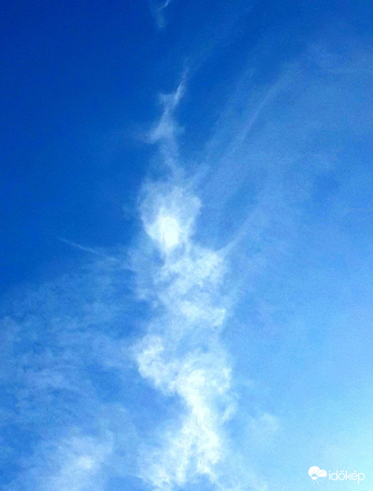 Keresztbe tett lábbal