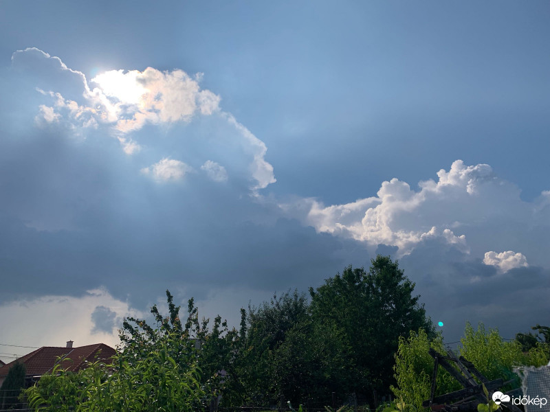 Észlelési fényképek