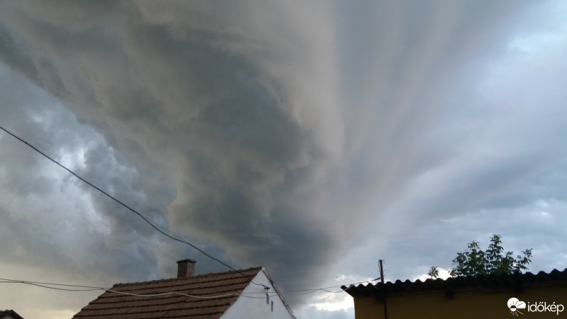 Észlelési fényképek