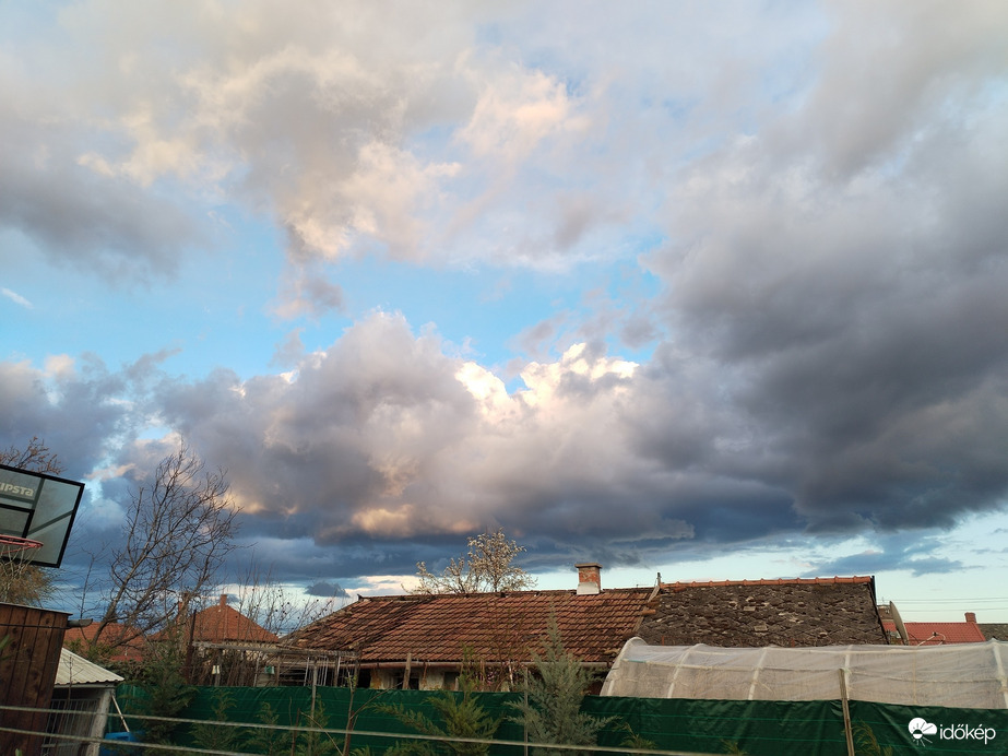 Észlelési fényképek