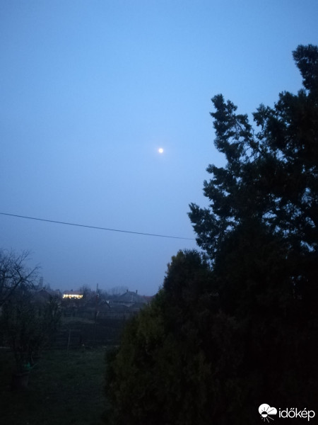 Maklár