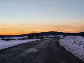 2026 első naplemente 