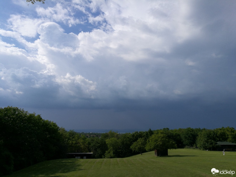 Észlelési fényképek