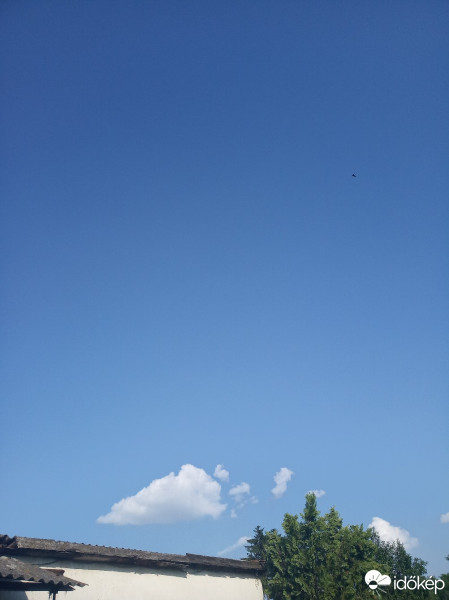 Észlelési fényképek