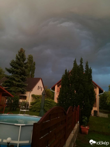 Észlelési fényképek