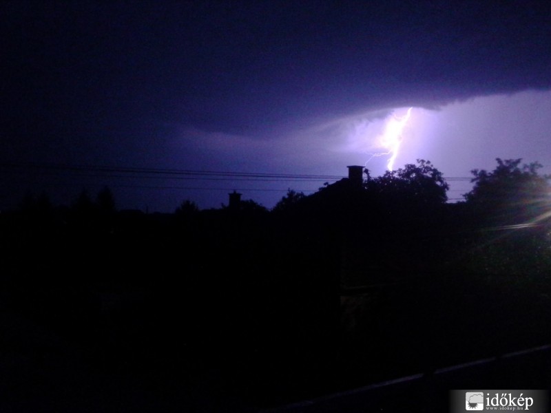 Észlelési fényképek