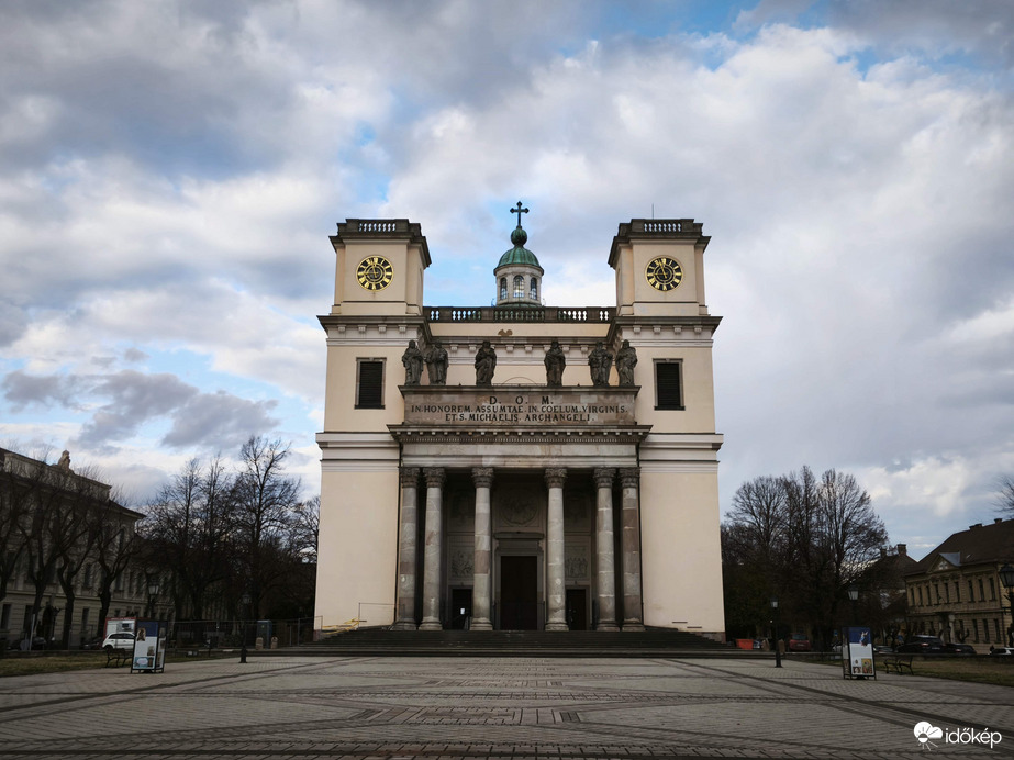 Vác
